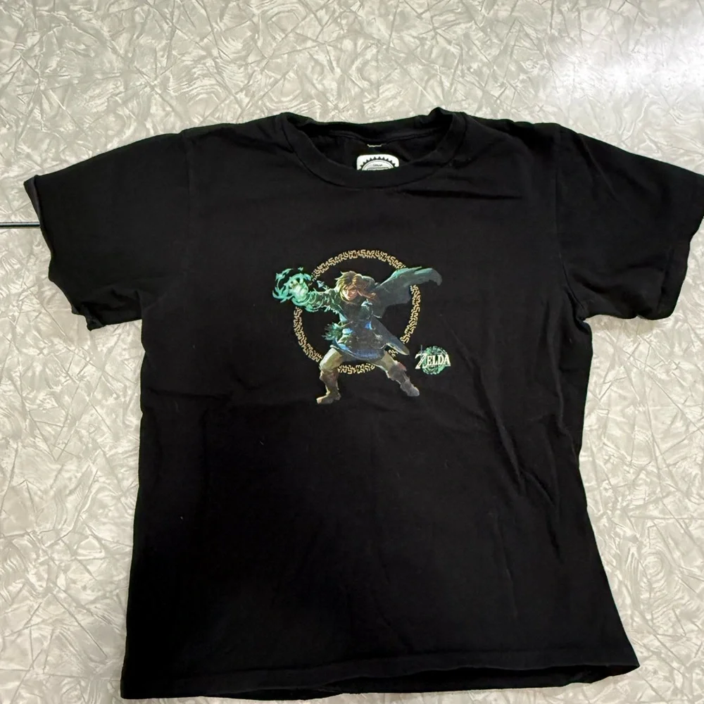 Legends of Zelda Nintendo Black Tee with White Official Licensed Logo - Picture 3 of 6